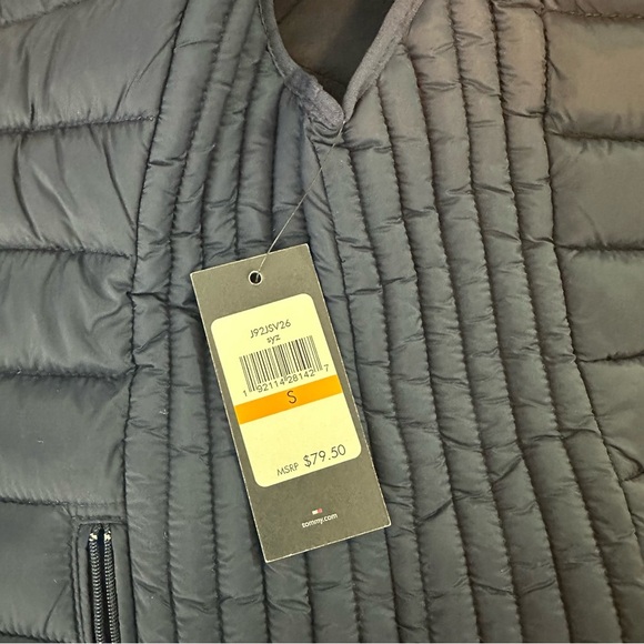 Tommy Hilfiger Navy Packable Lightweight Vest Small NWT Gold Logo Detail - Picture 12 of 12